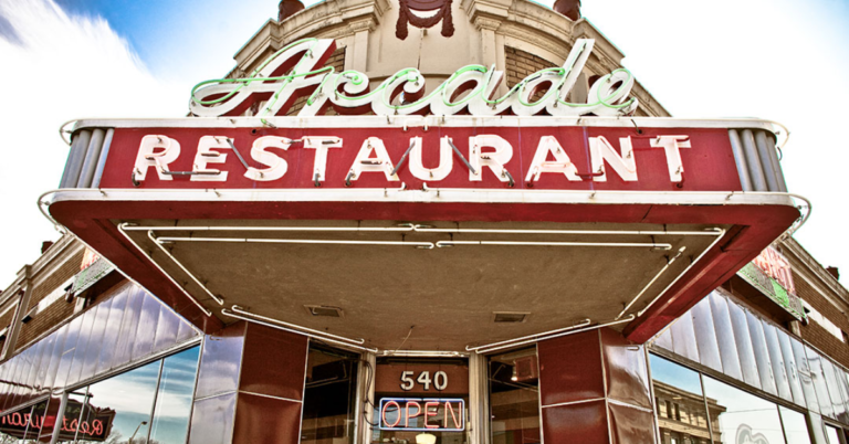 16 Best Places To Eat In Memphis 1 768x402 